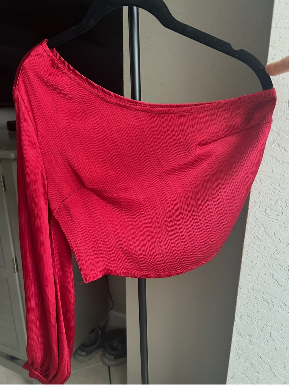 SHEIN Red One-Shoulder Long-Sleeve Ribbed Crop Top